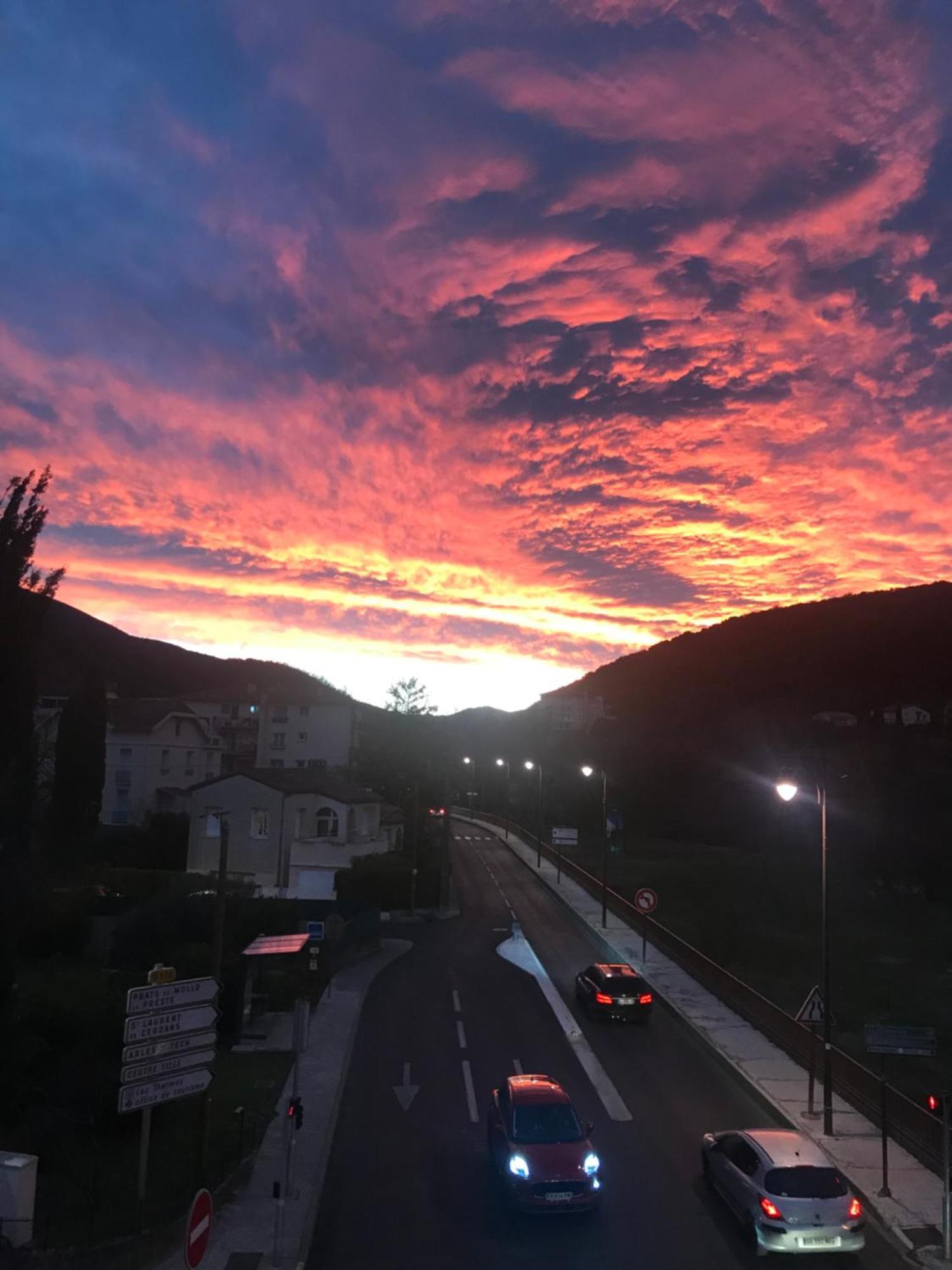 Hebergements A La Rive, Accueil Ouvert Tous Les Jours Jusqu'A 20H00 Dernier Delai, Depuis 30 Ans ! Reserver Ici Svp ! Merci ! Aucun Reglement A Distance Accepte, Paiement Par Cb, Especes, Cheque Ou Cheques-Vacances Imperativement A La Remise Des Clef Amélie-les-Bains-Palalda Kültér fotó